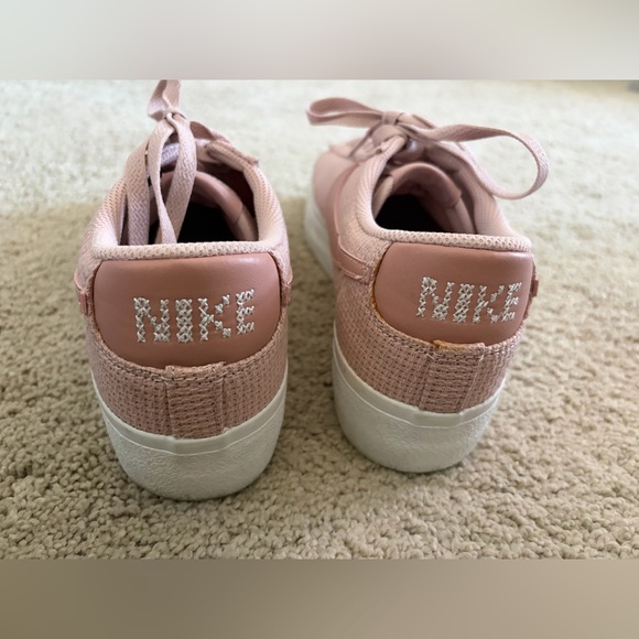 Nike Blazer Low Platform Women's Shoes Pink Oxford/Summit White/Pink Oxford/Rose - Picture 5 of 10